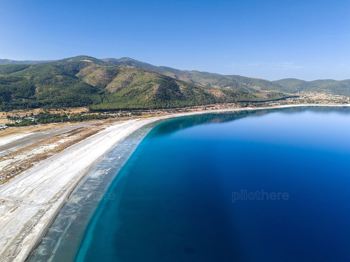 Soaring Over Turquoise Waters: A Gyrocopter Adventure Over Lake Salda | 105 Minutes Long