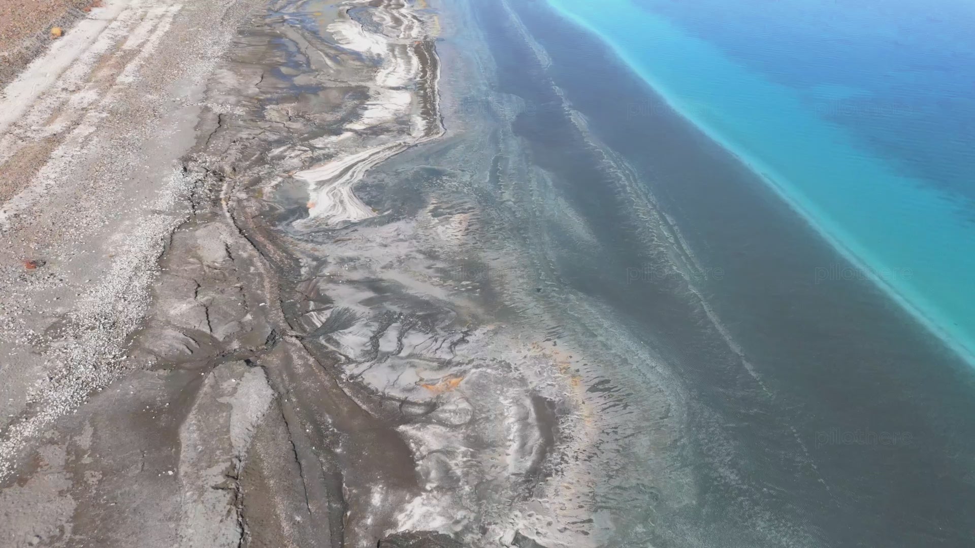 Soaring Over Turquoise Waters: A Gyrocopter Adventure Over Lake Salda | 105 Minutes Long